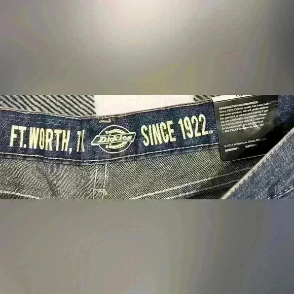 Dickies *NWT* Boys Classic Fit Blue Jeans size 18 Regular (2013) - Picture 6 of 8